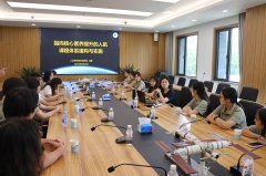 队员们将专业学问取下层实践紧